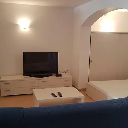 Katarina Crveni Vrh